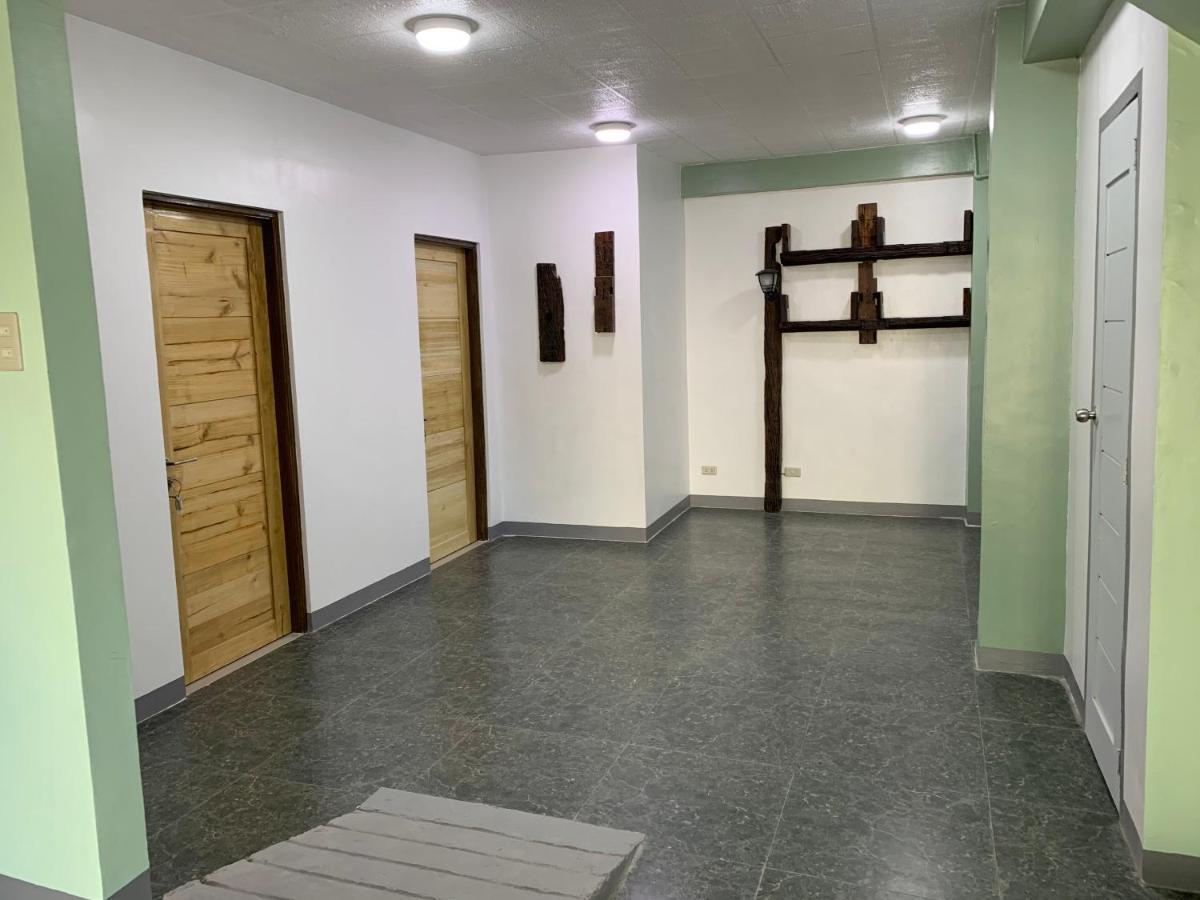 Beinte Singko de Marso Apartments Candon Buitenkant foto