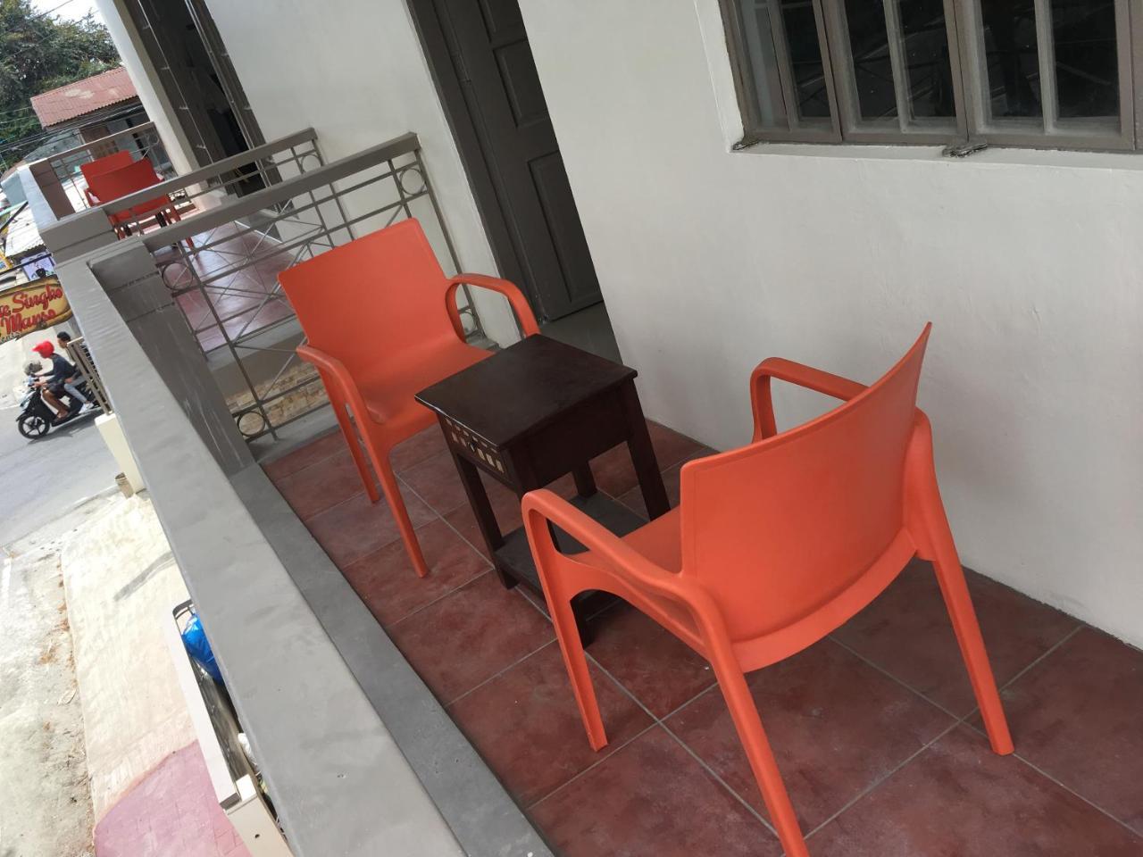 Beinte Singko de Marso Apartments Candon Buitenkant foto